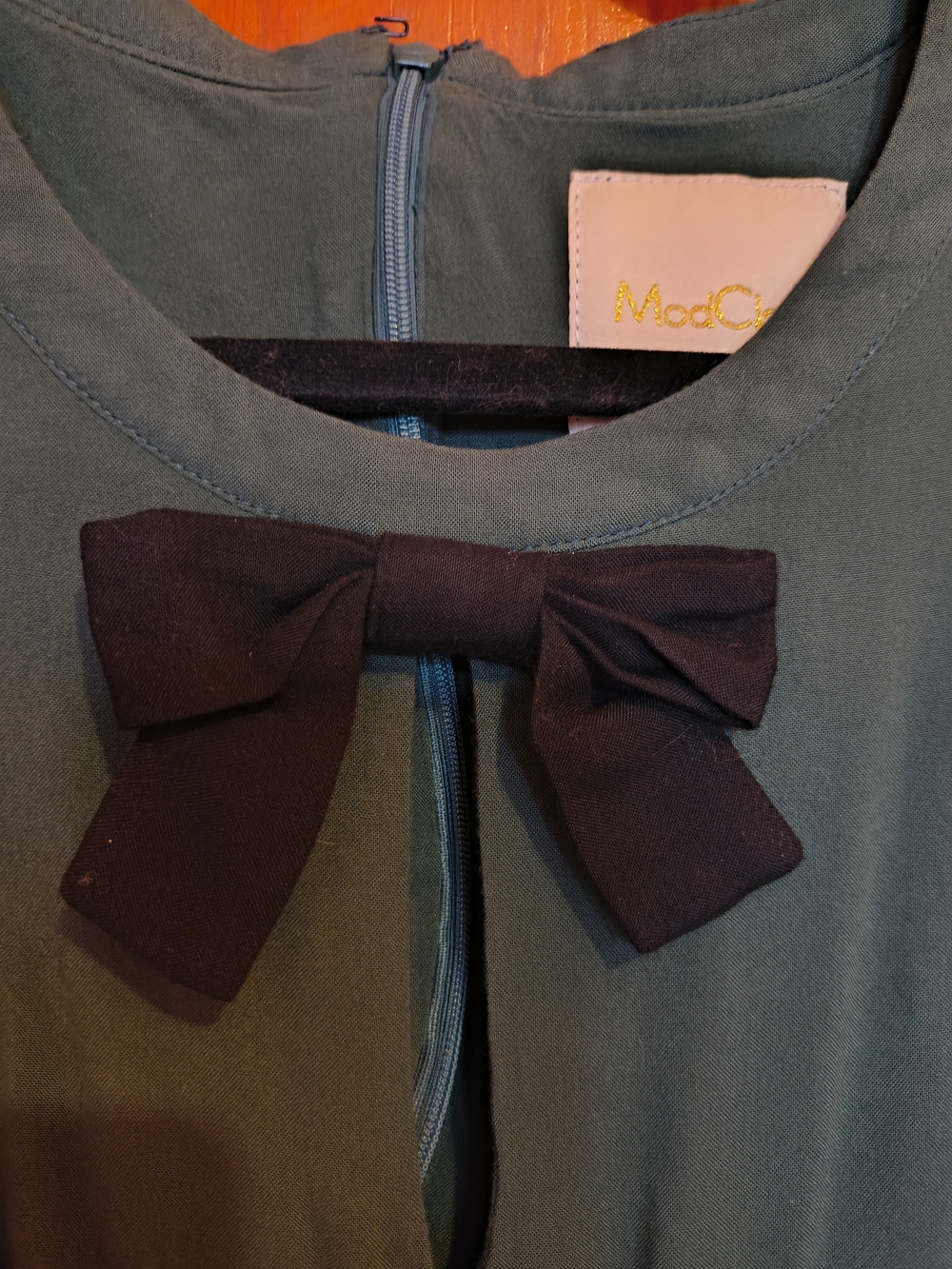 Dark Green Pleated Bow-Accent Women's Dress - Picture 2 of 6